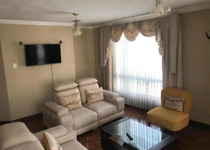 Elegante Y Comodo Departamento En Obrajes De La Paz